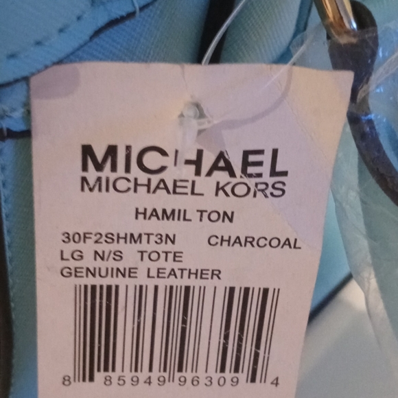 Michael Kors Purse - Picture 3 of 8
